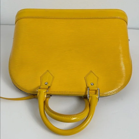 💯Authentic Louis Vuitton Alma Epi Leather – Yellow🍀 - Picture 13 of 15